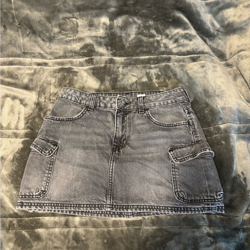 H&M Charcoal Mini Skirt with Pockets